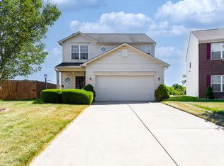 1517 Round Lake Rd, Greenwood, IN 46143