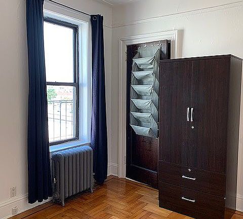 3rd image of 3031 34th St APT 15