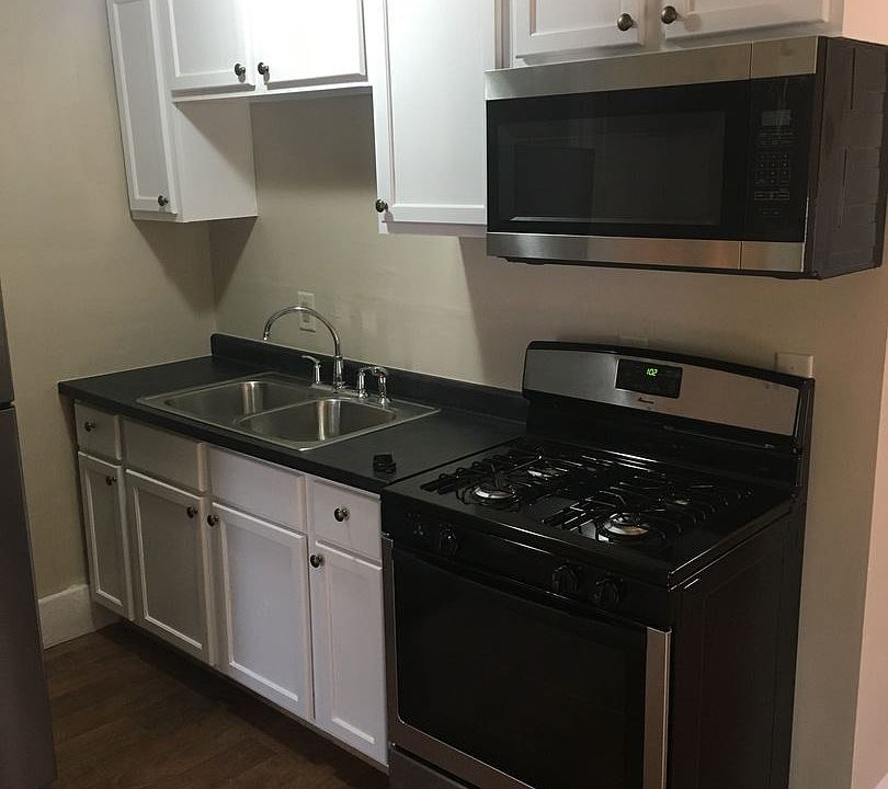 1st image of 682 Magnolia Ave E #2