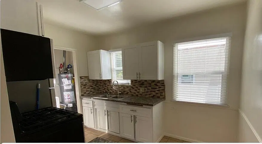 1 bed, $2,595 — Photo 4