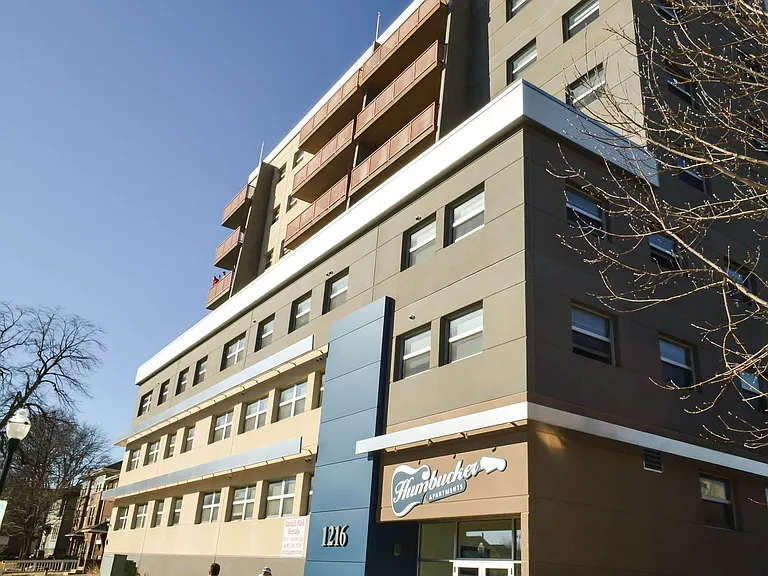 Humbucker Apartments — Photo 9