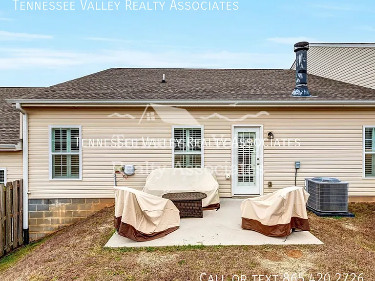 7013 Pemmbrooke Shire Ln — Photo 15