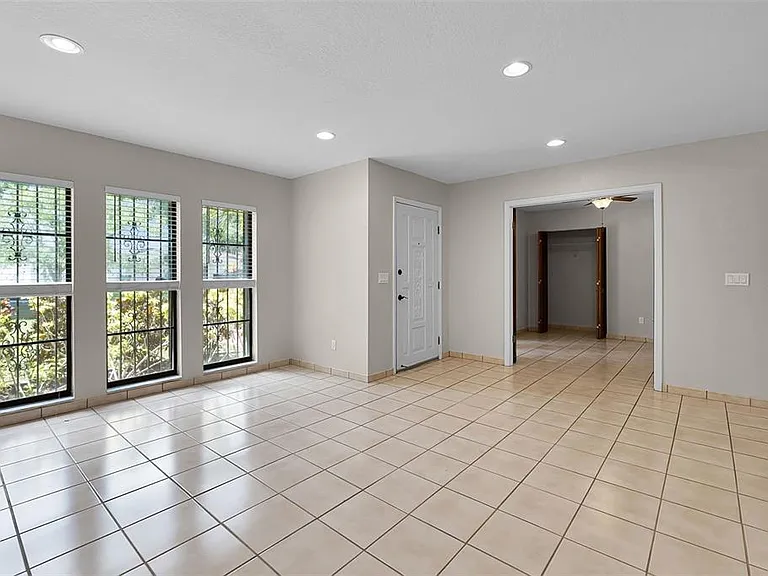 8208 La Serena Dr — Photo 5