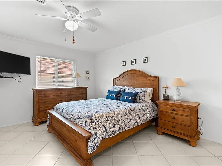 6708 Sarasea Cir #202 — Photo 19