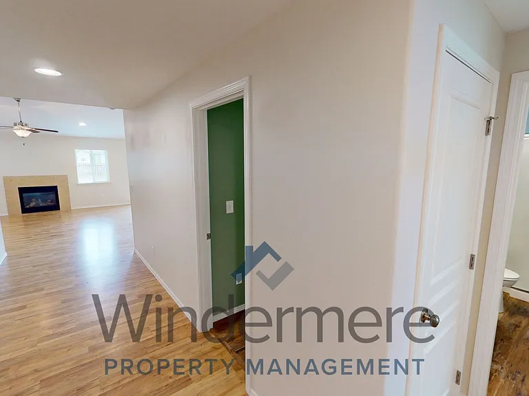 230 Chapra St — Photo 5