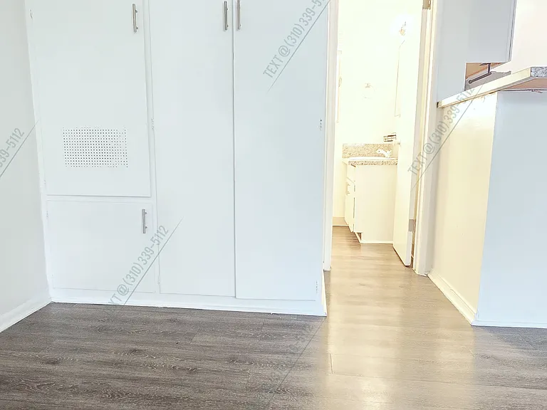 5469 Alvern Cir #1/2 — Photo 16