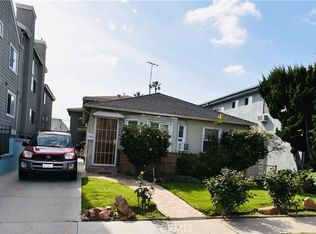 11974 Walnut Ln, Los Angeles, CA 90025