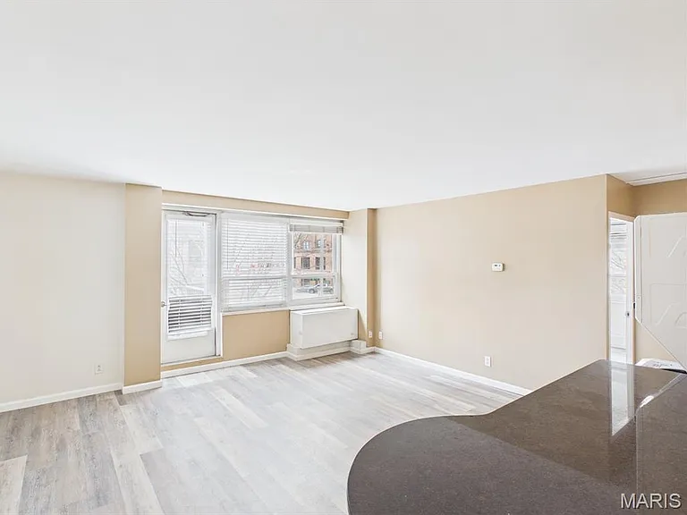 210 N 17th St #201 — Photo 5