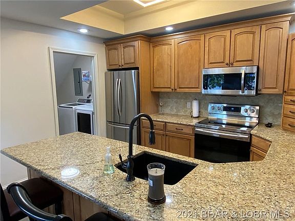 2nd image of 96 Gardenia Cir