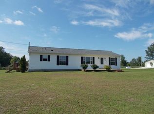 1631 W Olson Rd, Sanford, MI 48657