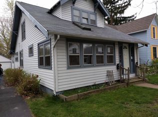 940 Wisconsin Ave #1, Saint Joseph, MI 49085