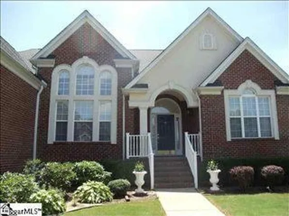 404 Heather Falls Ln, Simpsonville, SC 29681