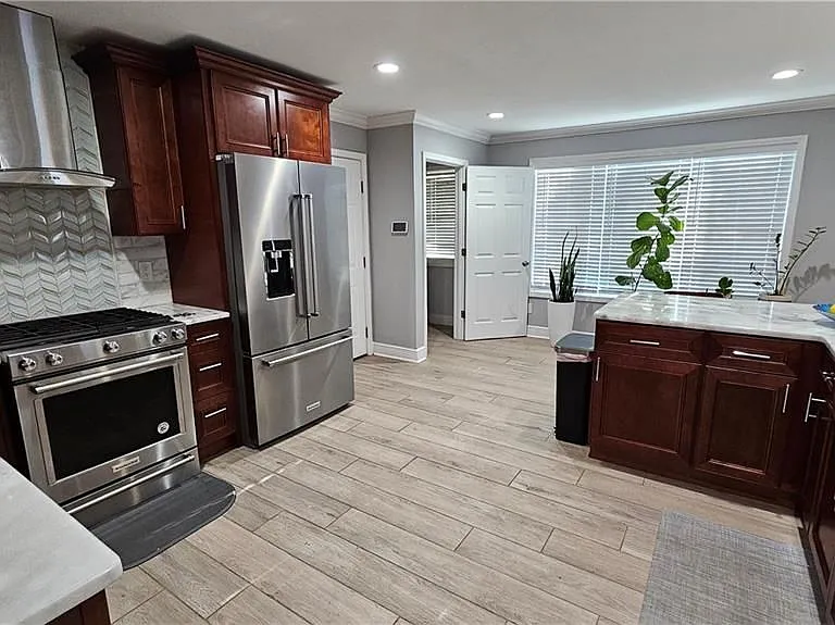 1005 Chads Rdg — Photo 6