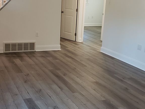 Living Room facing 2 bedrooms