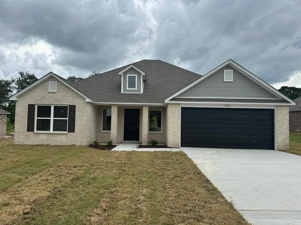 1808 Rockwood Dr, Searcy, AR 72143