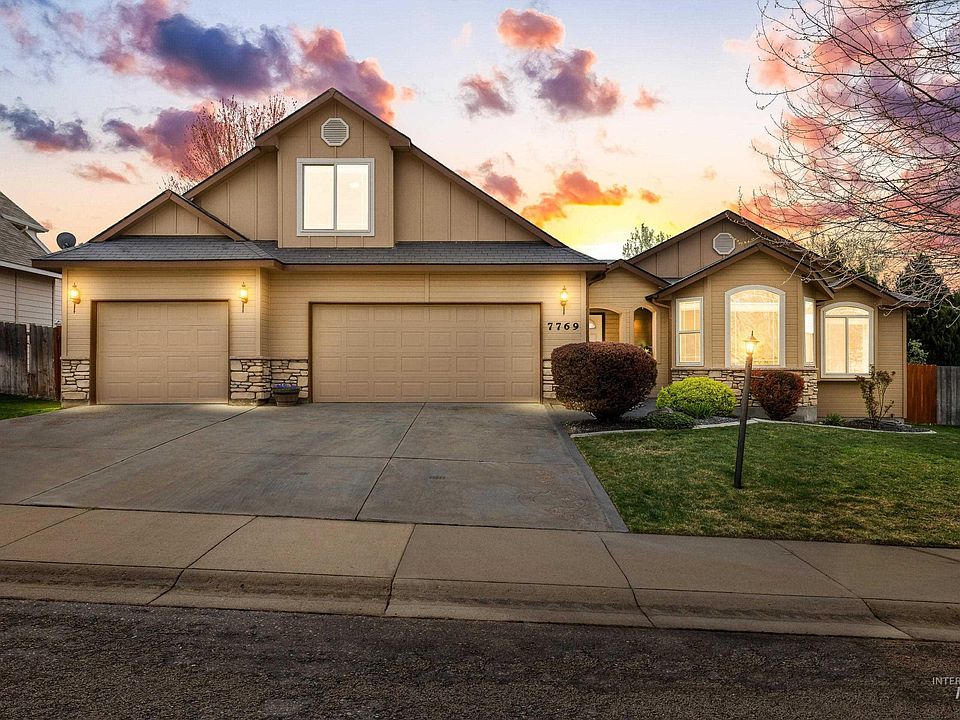 1st image of 7769 W Estrella Dr