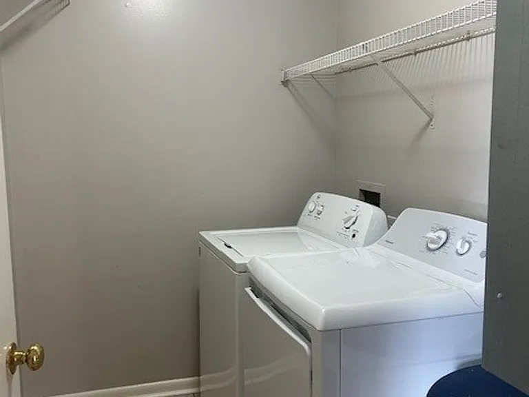 9505 University Terrace Dr #D — Photo 16