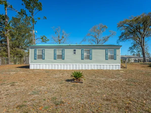 17483 Guilford Cir, Blountstown, FL 32424
