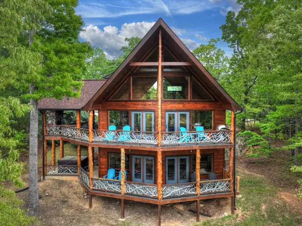 560 Endless View Rd, Mineral Bluff, GA 30559