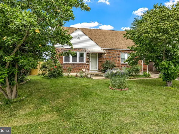 2 W Redmont Rd, Wilmington, DE 19804