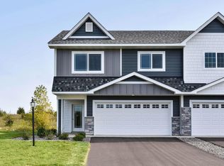 1407 Riverpointe Rd, Watertown, MN 55388