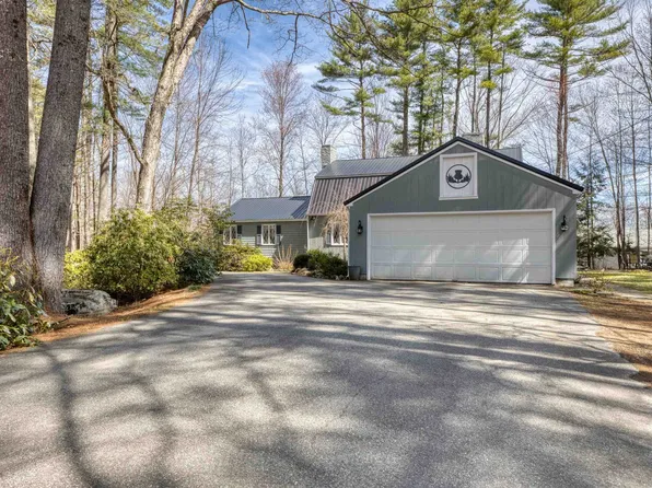 11 Robin Acres Drive, Wolfeboro, NH 03894