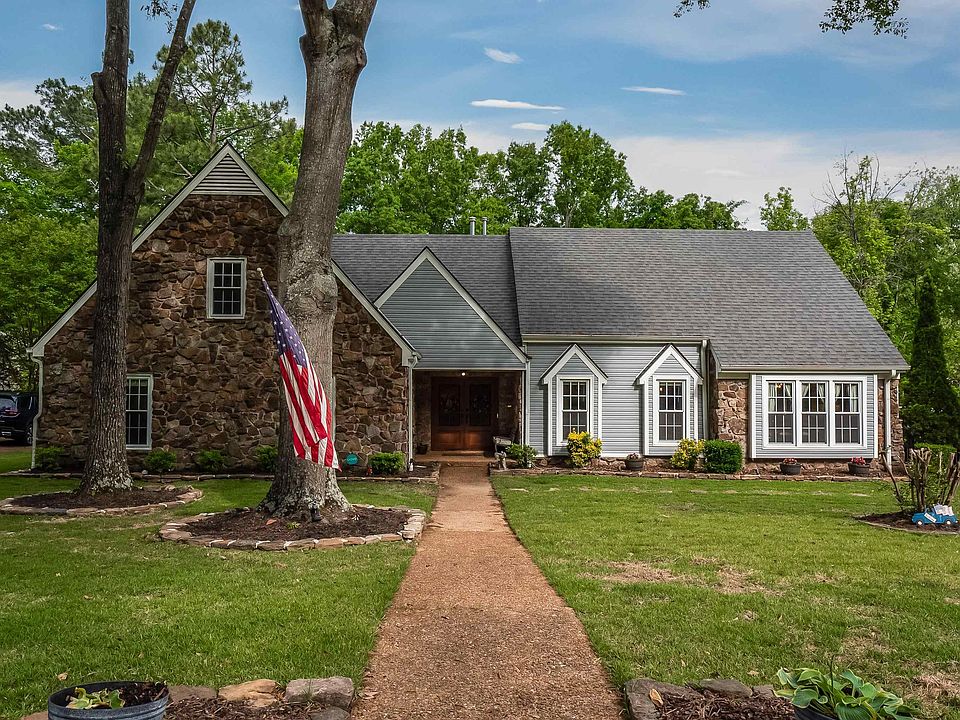 1st image of 8376 Briar Creek Dr