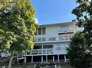 32 Bayview Cove Rd, Lake Ozark, MO 65049