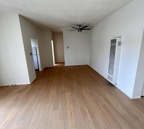 4th image of 1827 N Fuller Ave #8