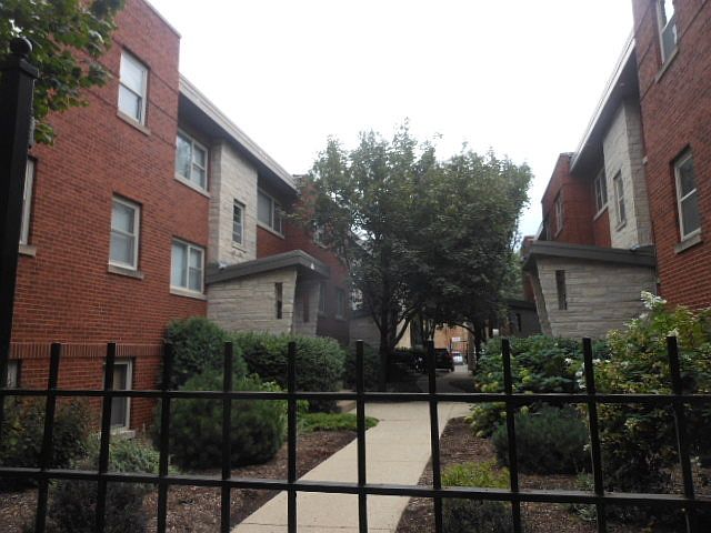 1st image of 7521 N Damen Ave APT L2