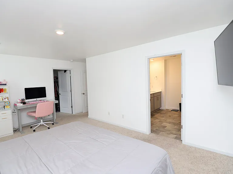 2037 Elmridge Rd — Photo 42