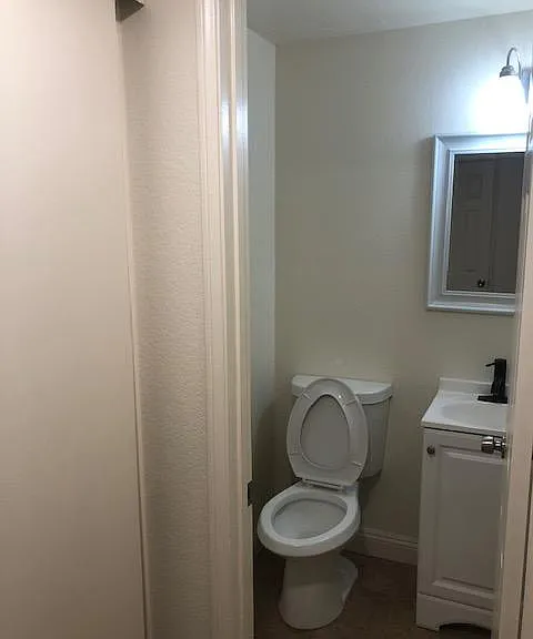 403 E Washington Ave E #D — Photo 3