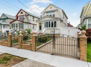90-21 218th Pl, Jamaica, NY 11428