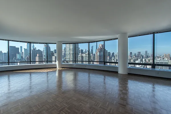 Rented by Solow Realty | media 17