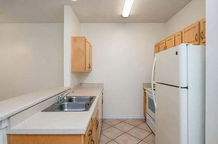 416 Bear Rd NW #B — Photo 4