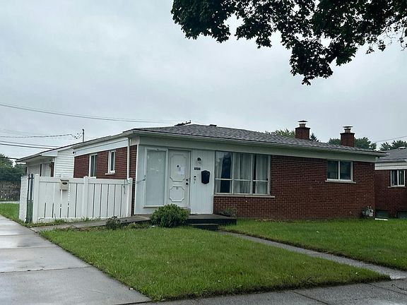 2nd image of 9203 Hanley St