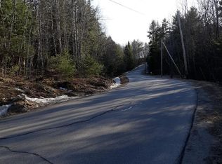 4 Maple Ridge Rd, South China, ME 04358