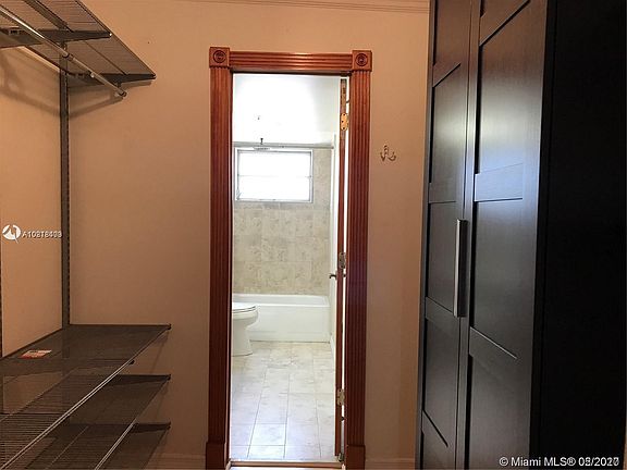 3rd image of 9373 Fontainebleau Blvd APT K211