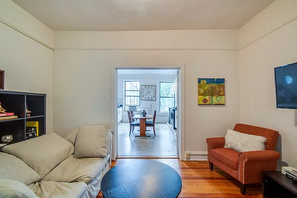 Rented by MNS | media 14