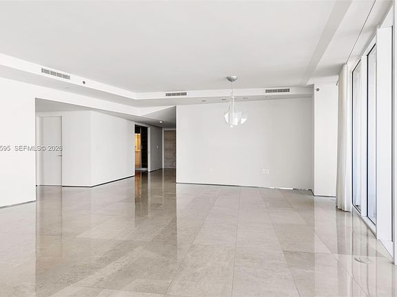 4th image of 400 Alton Rd APT 2101