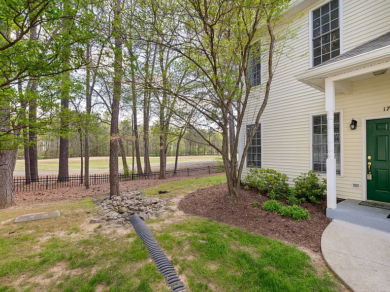 1713 Kudrow Ln #1 — Photo 5