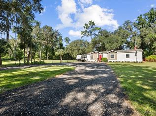 3283 Neff Lake Rd, Brooksville, FL 34602