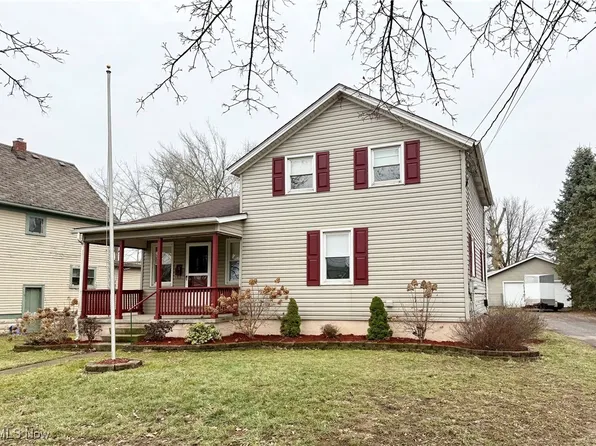 411 W Herrick Ave, Wellington, OH 44090