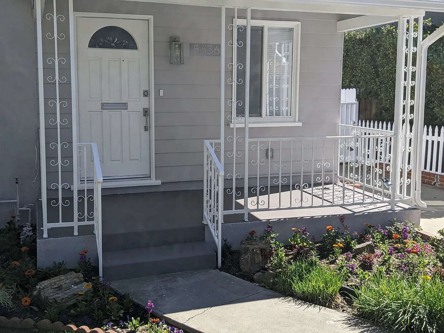3 bed, 988 sqft, $4,400 — Photo 3