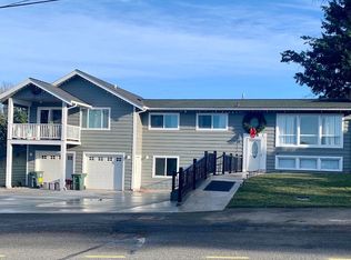 2128 Saint Clair St, Bellingham, WA 98229