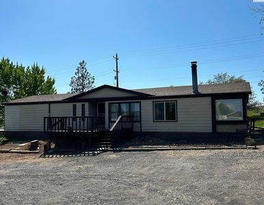 141 N 5th Ave, Connell, WA, 99326