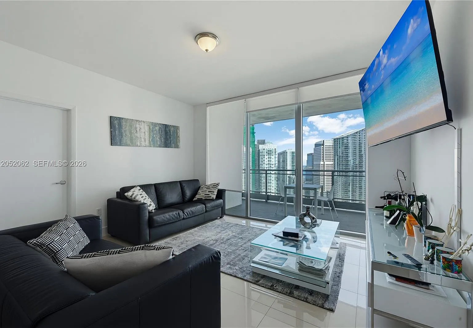 Ivy Condo — Photo 4