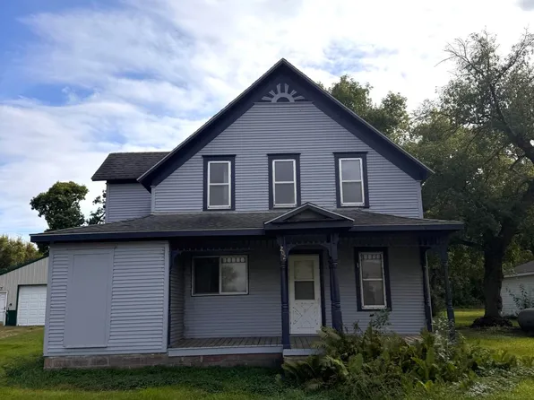 202 E Lakeview Ave, South Shore, SD 57263
