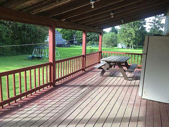4th image of 5979 Lynch Rd