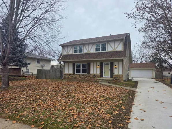 4405 68th St, Urbandale, IA 50322